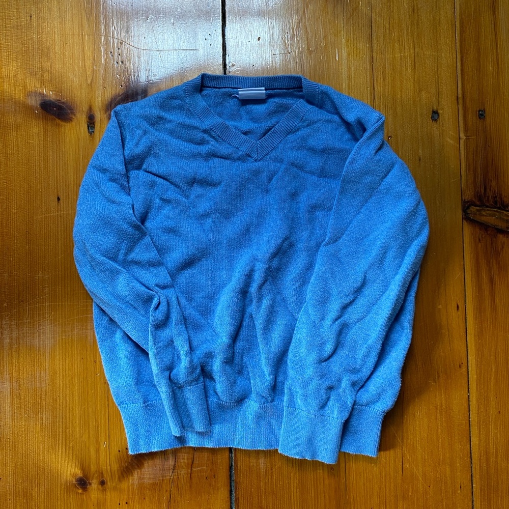 Organic Cotton V Neck - Like New